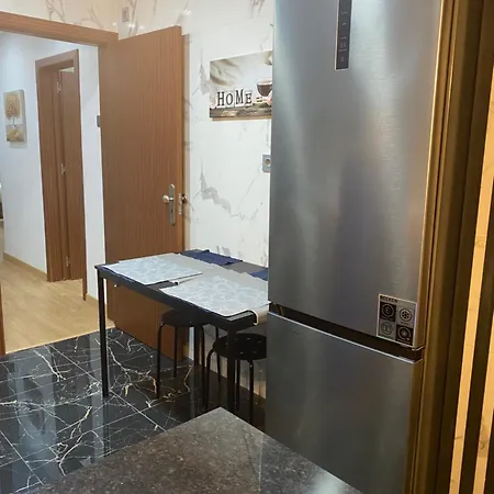 Quarto em Acomodações Particulares Metro *