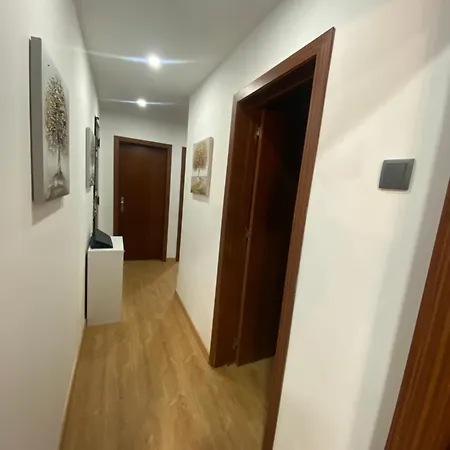 Metro Quarto em Acomodações Particulares Odivelas (Lisbon)